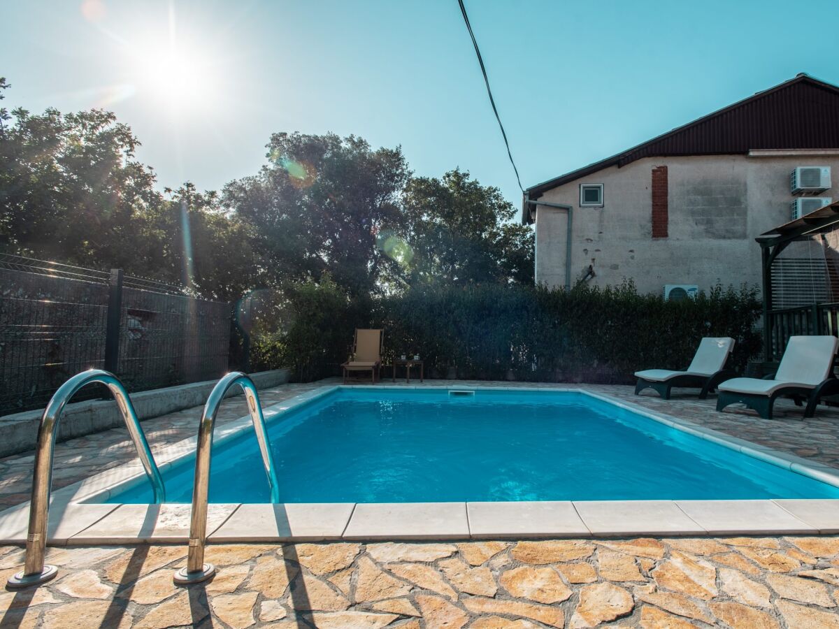 Apartment Two bedroom apartment with terrace Pakoštane, Biograd A-18980-a - Outdoor photo 5