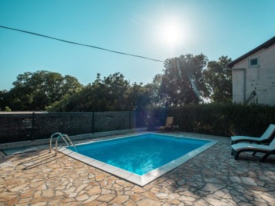Apartment Two bedroom apartment with terrace Pakoštane, Biograd A-18980-a - Outdoor photo 4