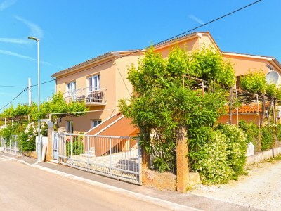 Apartment One bedroom apartment with terrace Fažana A-19596-b - Outdoor photo 6