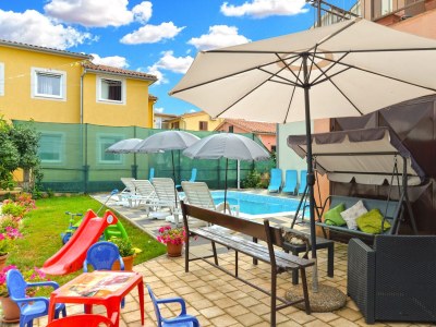 Apartment Two bedroom apartment with terrace Fažana A-19596-d - Outdoor photo 10