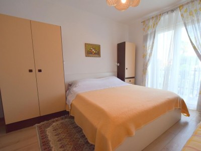 Apartment One bedroom apartment with terrace Malinska, Krk A-20406-a - Outdoor photo 7