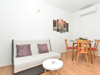 Apartment One bedroom apartment with balcony Kukci, Poreč A-20797-a - Outdoor photo 15