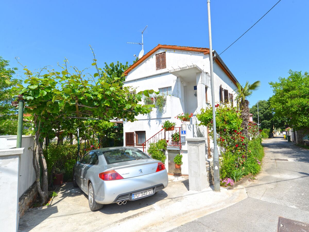 Apartment Two bedroom apartment with terrace Kukci, Poreč A-20797-b - Outdoor photo 3
