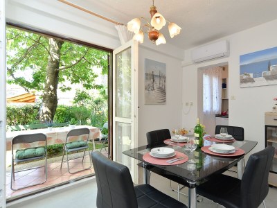 Apartment Two bedroom apartment with terrace Kukci, Poreč A-20797-b in Poreč - Apartment