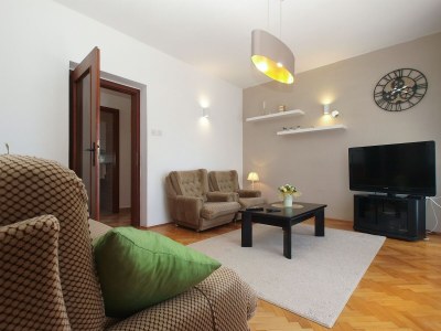 Apartment Three bedroom apartment with terrace Fažana A-20637-b - Outdoor photo 7