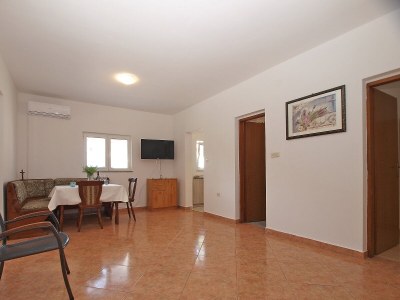 Holiday house Comfortable and spacious house with terrace Peroj, Fažana K-20754 - Outdoor photo 11