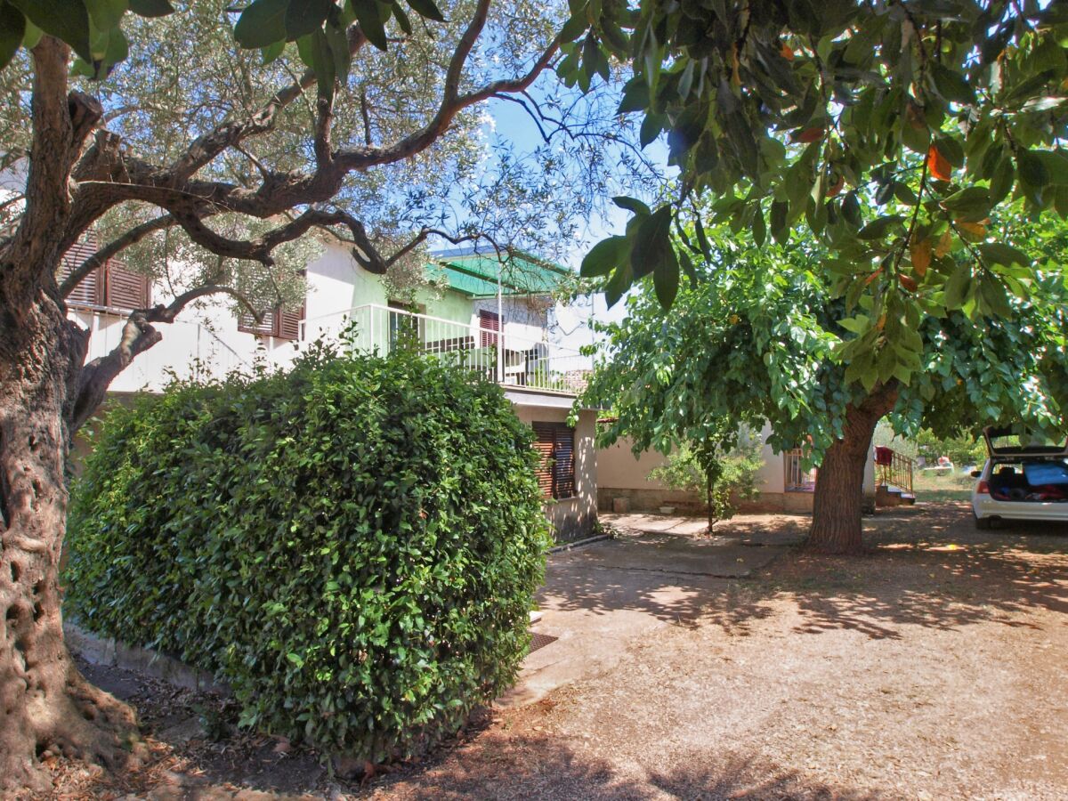 Apartment One bedroom apartment with terrace Rovinj A-20781-b - Outdoor photo 4