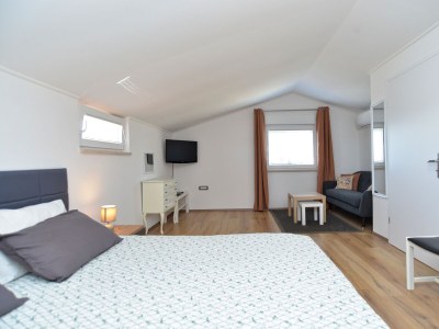 Apartment Two bedroom apartment with balcony and sea view Vodnjan, Fažana A-21040-a - Outdoor photo 16