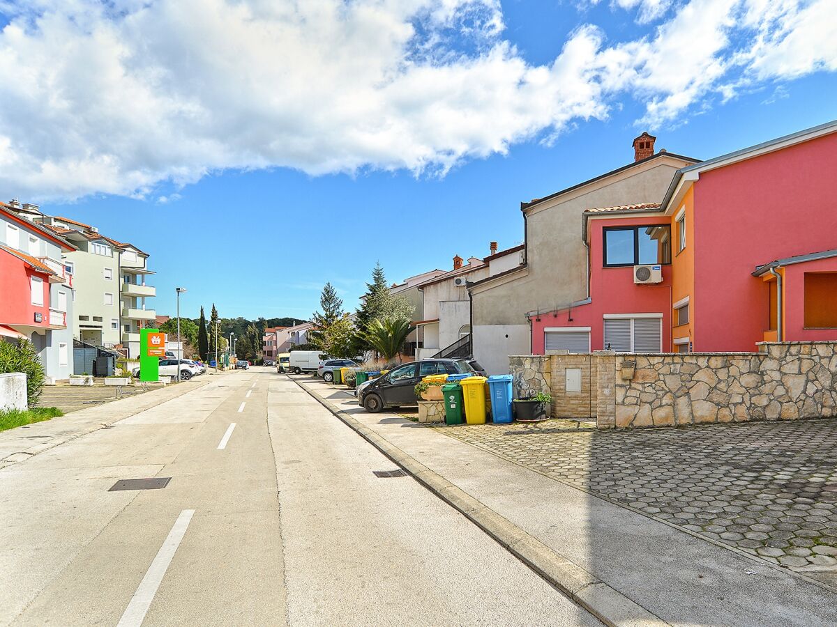 Apartment One bedroom apartment with terrace Pula A-21036-a