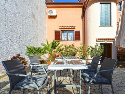 Apartment One bedroom apartment with terrace Štinjan, Pula A-20816-c - Outdoor photo 5