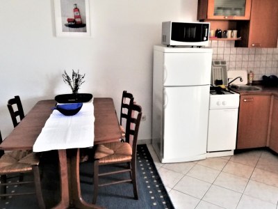 Apartment Two bedroom apartment with terrace and sea view Vir - Lozice, Vir A-21047-b - Outdoor photo 13