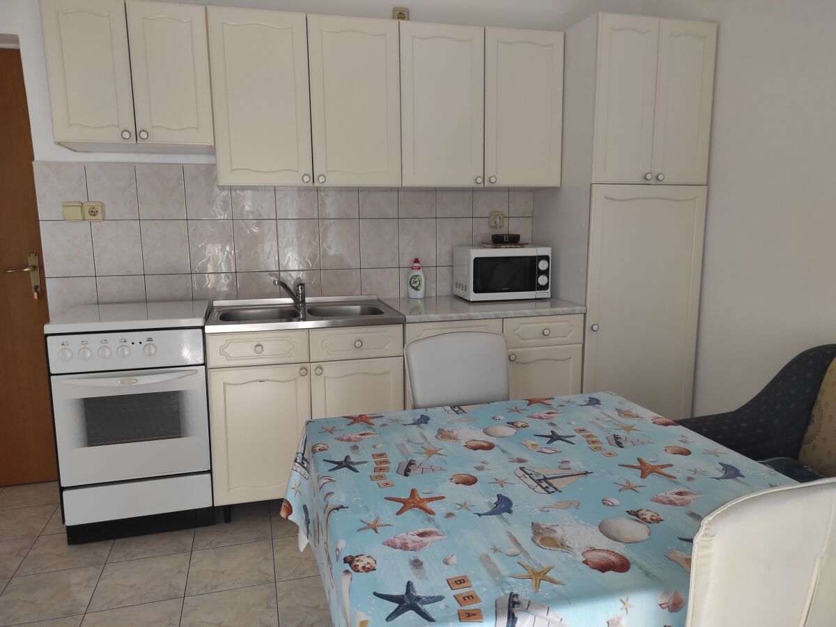 Apartment One bedroom apartment with balcony and sea view Banjol, Rab A-23095-c - Outdoor photo 4