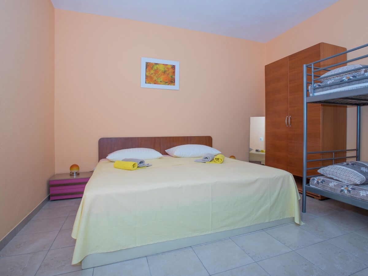 Apartment Two bedroom apartment with terrace Podgora, Makarska A-23678-b - Outdoor photo 4