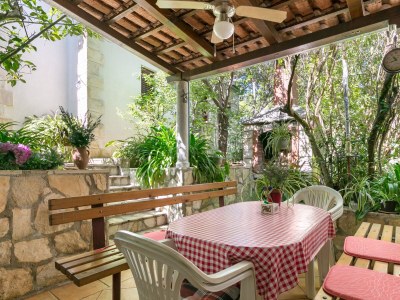 Apartment Studio flat with terrace and sea view Supetar, Brač AS-22123-a - Outdoor photo 7