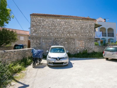 Apartment Studio flat with terrace and sea view Supetar, Brač AS-22123-a - Outdoor photo 21