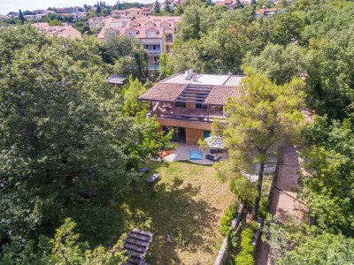 Holiday house Four-bedroom house with terrace and sea view Čižići, Krk K-23987 - Outdoor photo 9