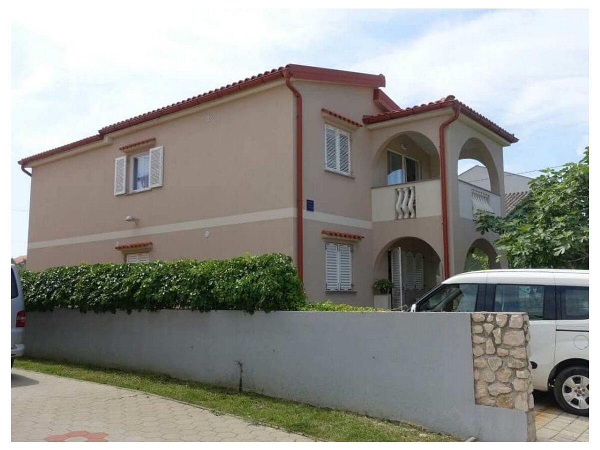 Apartment One bedroom apartment with terrace Privlaka, Zadar A-24002-b