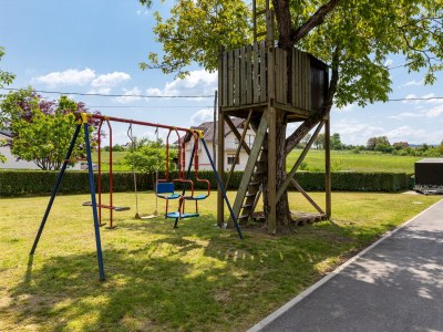 Apartment Two bedroom apartment with terrace Karlovac A-20989-b - Outdoor photo 9