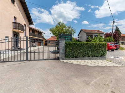 Apartment Two bedroom apartment with terrace Karlovac A-20989-b - Outdoor photo 15