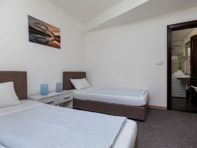 Apartment Two bedroom apartment with terrace Karlovac A-20989-b - Outdoor photo 25