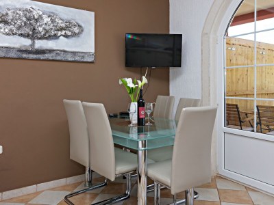 Apartment Two bedroom apartment with terrace and sea view Šparadići, Šibenik A-24118-a - Outdoor photo 20