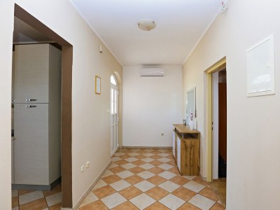 Apartment Two bedroom apartment with terrace and sea view Šparadići, Šibenik A-24118-a - Outdoor photo 32