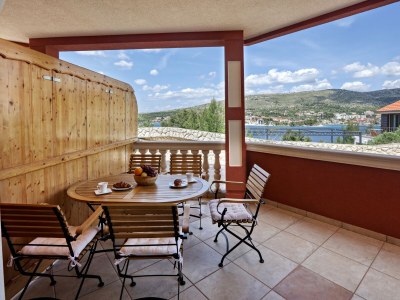 Apartment Two bedroom apartment with terrace and sea view Šparadići, Šibenik A-24118-a - Outdoor photo 34