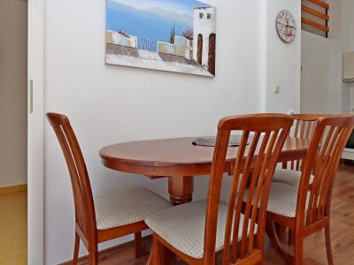 Apartment One bedroom apartment with balcony and sea view Selce, Crikvenica A-23909-c - Outdoor photo 9