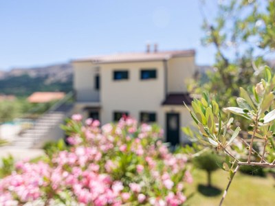 Apartment One bedroom apartment with terrace Jurandvor, Krk A-24113-b - Outdoor photo 6