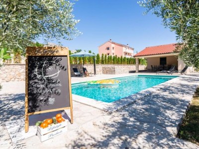 Apartment One bedroom apartment with terrace Jurandvor, Krk A-24113-b - Outdoor photo 9