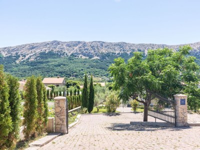 Apartment One bedroom apartment with terrace Jurandvor, Krk A-24113-b - Outdoor photo 14