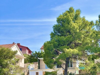 Apartment One bedroom apartment near beach Basina, Hvar A-24120-a - Outdoor photo 2