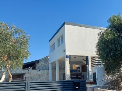 Holiday house Three bedroom house with terrace and sea view Drvenik Mali, Drvenik K-24088 - Outdoor photo 2