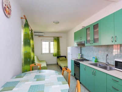 Apartment Two bedroom apartment near beach Šparadići, Šibenik A-23939-a - Outdoor photo 13