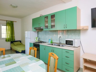 Apartment Two bedroom apartment near beach Šparadići, Šibenik A-23939-a - Outdoor photo 16