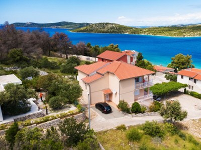 Apartment Two bedroom apartment near beach Šparadići, Šibenik A-23939-b in Šibenik - Apartment