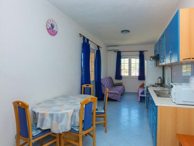 Apartment Two bedroom apartment near beach Šparadići, Šibenik A-23939-b - Outdoor photo 13
