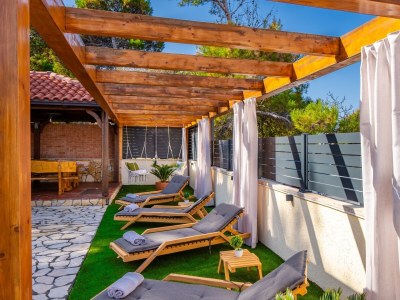 Apartment Two bedroom apartment with terrace Vir A-24090-c - Outdoor photo 13