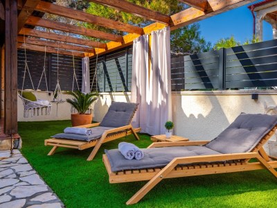 Apartment Two bedroom apartment with terrace Vir A-24090-c - Outdoor photo 16