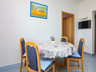 Apartment Two bedroom apartment near beach Šparadići, Šibenik A-23939-c - Outdoor photo 12