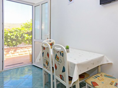 Apartment One bedroom apartment near beach Šparadići, Šibenik A-23939-e - Outdoor photo 15