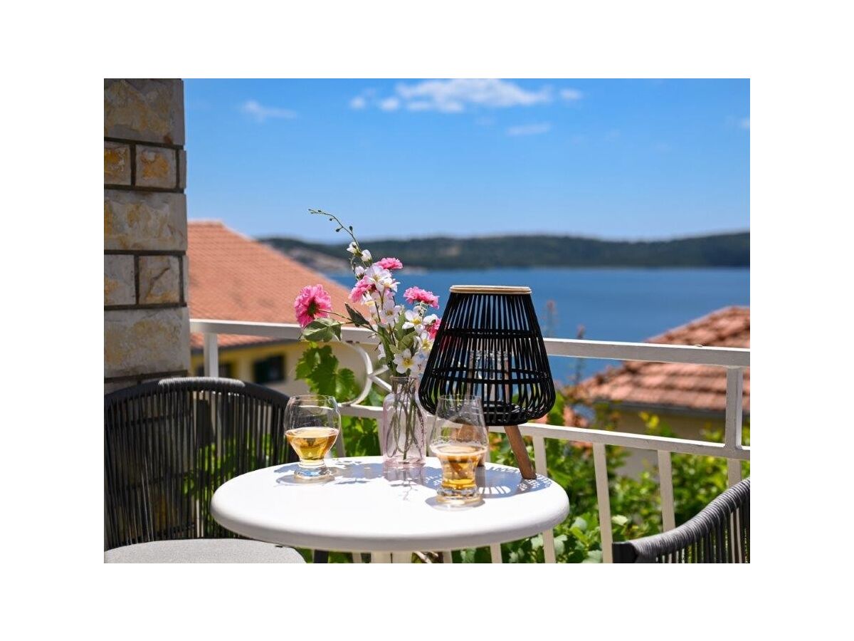 Apartment Two bedroom apartment with terrace and sea view Trogir A-24144-a