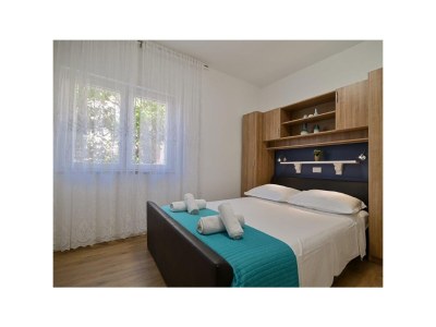 Apartment Two bedroom apartment with terrace and sea view Trogir A-24144-a - Outdoor photo 18