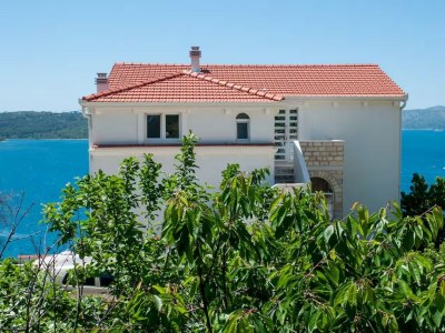Apartment Two bedroom apartment with balcony and sea view Trogir A-24144-b - Outdoor photo 3