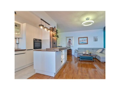 Apartment Two bedroom apartment with balcony and sea view Trogir A-24144-b - Outdoor photo 10