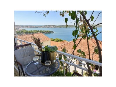 Apartment Two bedroom apartment with balcony and sea view Trogir A-24144-b - Outdoor photo 36