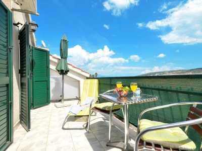Apartment One bedroom apartment with balcony and sea view Trogir A-24168-b - Outdoor photo 16