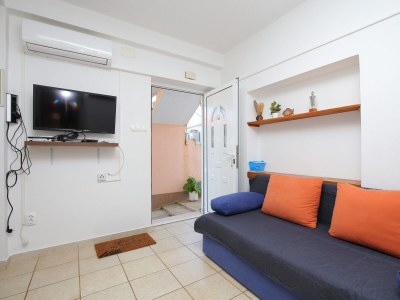 Apartment Two bedroom apartment with terrace Vinišće, Trogir A-24197-a - Outdoor photo 23