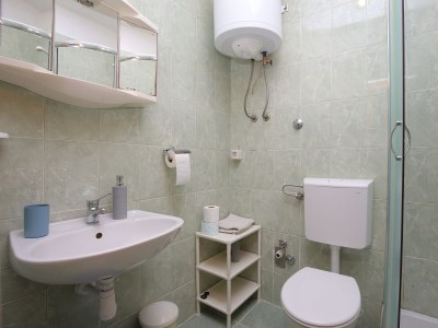 Apartment Two bedroom apartment with terrace Vinišće, Trogir A-24197-a - Outdoor photo 29