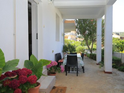 Apartment Two bedroom apartment with terrace Vinišće, Trogir A-24197-a - Outdoor photo 33